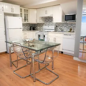 Free Parking - Great 1br Near Henri Bourassa Metro Apartment Montreal